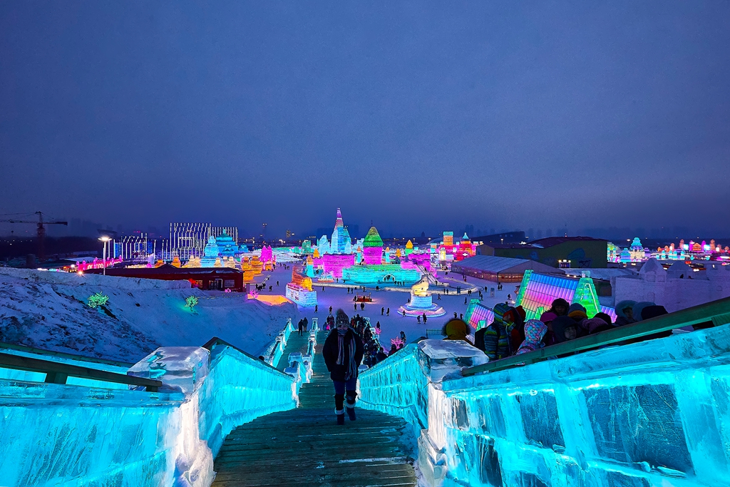 哈尔滨冰雪大世界5d2 38.jpg